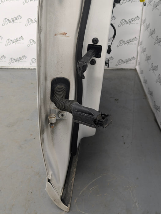 2018 Audi 8U Q3 Front Right Passenger Door Panel Cortina White 8U0831052C *Damaged*