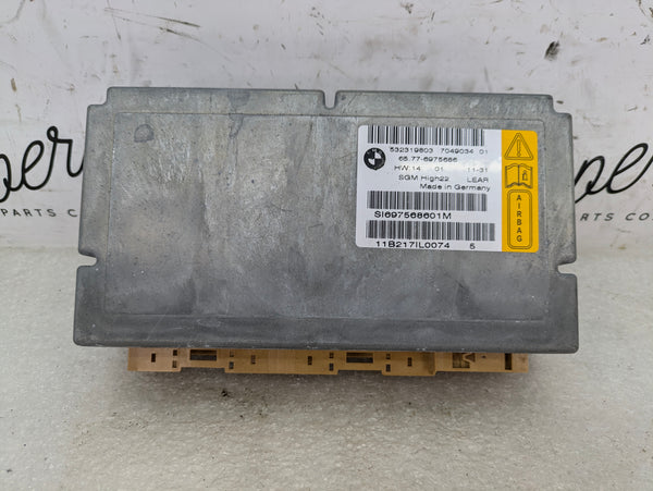 BMW E60 E61 530xi High 22 Gateway ECU SGM LEAR Control Module 6975686