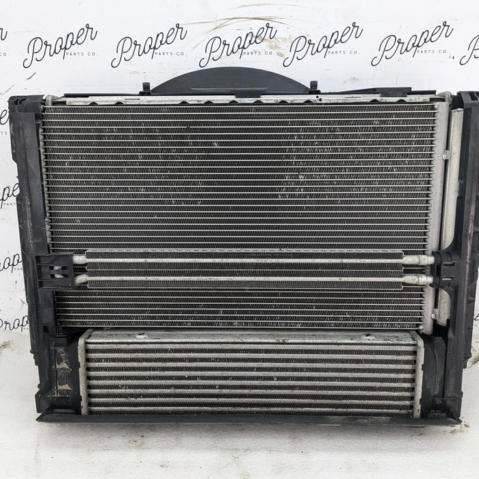 BMW E90 E92 E93 335xi 335i N55 N54 Auto Transmission Engine Cooling Pack Radiator/AC Condenser/Intercooler/600W Fan 17117788903/7545366