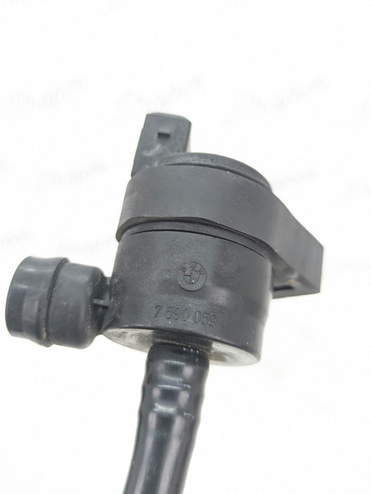 BMW E93 E90 E92 335is 335i 335xi Fuel Tank Vent Valve 7590059