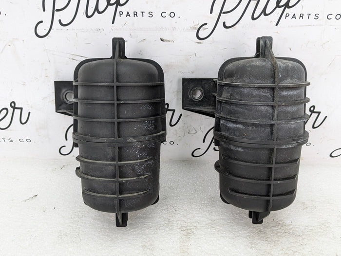 BMW E82 E88 E90 E92 E93 335i 335xi N54 Turbo Vacuum Canister Pair Set 2247620