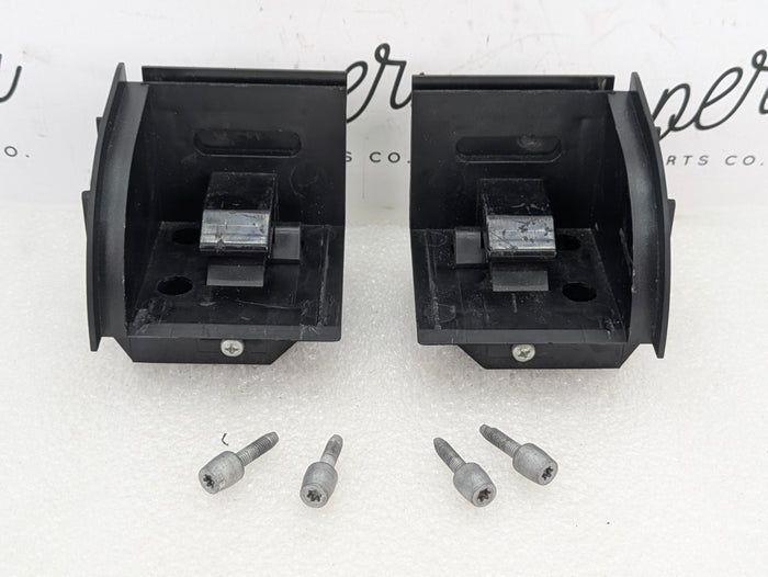 BMW E46 330i 325i 323i Wagon/Touring Rear Roll Blind Sight Protection Cover Mounting Support Brackets Set 7026710/7026709