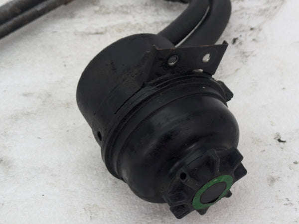 BMW E60 E61 M5/E63 E64 M6 Power Steering Fluid Intake & Cooler Return Lines W/Reservoir 32412282816/32412228855
