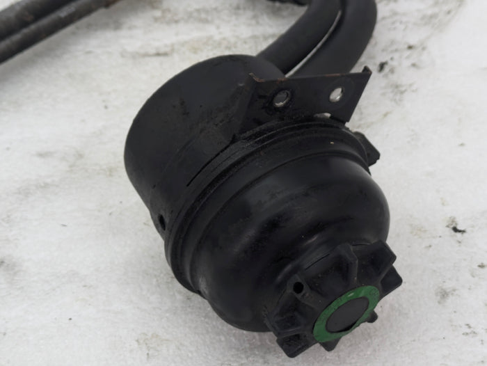 BMW E60 E61 M5/E63 E64 M6 Power Steering Fluid Intake & Cooler Return Lines W/Reservoir 32412282816/32412228855