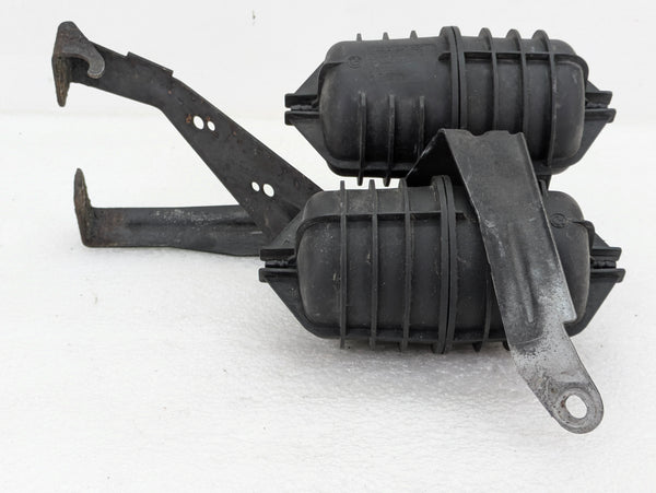 BMW E82 E88 E90 E92 E93 335i 335xi N54 Turbo Charger Vacuum Canister Tank Reservoir 2247620