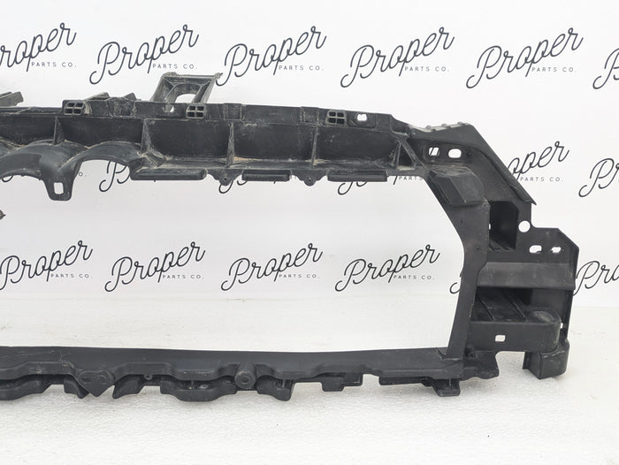 2015-2018 Audi 8U Q3 Front Bumper Trim Protection Grille Bracket 8U0853692C