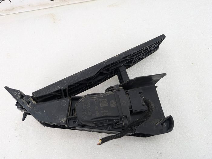 BMW F22 F23 228xi M240xi 230xi M235xi Throttle/Accelerator/Gas Pedal 6853175