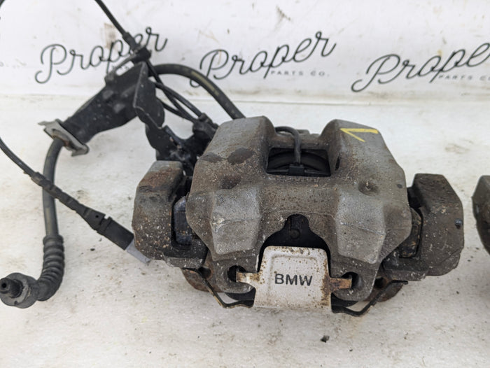BMW F22 F23 228xi 228i 230i 230xi Front Left/Right Brake Caliper Set 34116857687/34116857688