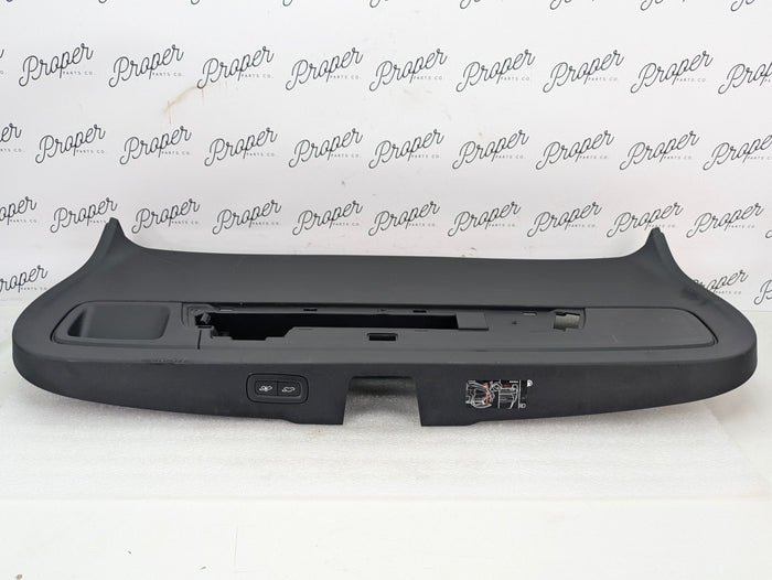 2021 Volvo V60 T6 R-Design Hatch Tailgate Liftgate Trim Cover 31462593