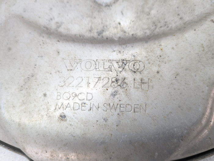 2021 Volvo V60 T6 R-Design Left/Driver Side Rear Spindle/Knuckle/Hub Brake Dust Shield 32217286