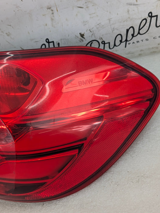 BMW F32 F33 F36 435xi 428xi 440xi 430xi Pre-LCI Right/Passenger Side Outer Tail Light 7296100 *NOTE*