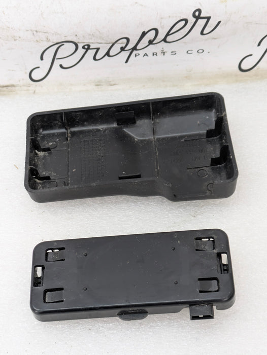 2015 Chevrolet 5th Gen Camaro 2SS Remote Keyless Entry Locking Receiver Control Module W/Housing 13503205/22759366