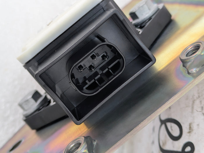 BMW E92 E90 E91 335xi 330xi 328xi 325xi AWD YAW Rate Acceleration Speed Sensor & Bracket 6782372/6764856