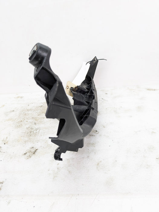 BMW E90 E91 335xi 328xi LCI Front Right Headlight Arm Bracket Mount 7138402