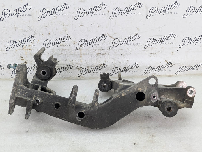 Porsche 996.2 911 Carrera 4 Right/Passenger Side Rear Suspension Support Bracket 996331156ZO