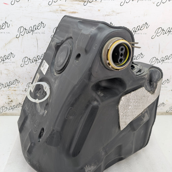 Chevrolet C7 Corvette Stingray Z51 Right/Passenger Side Fuel Gas Tank 23170365