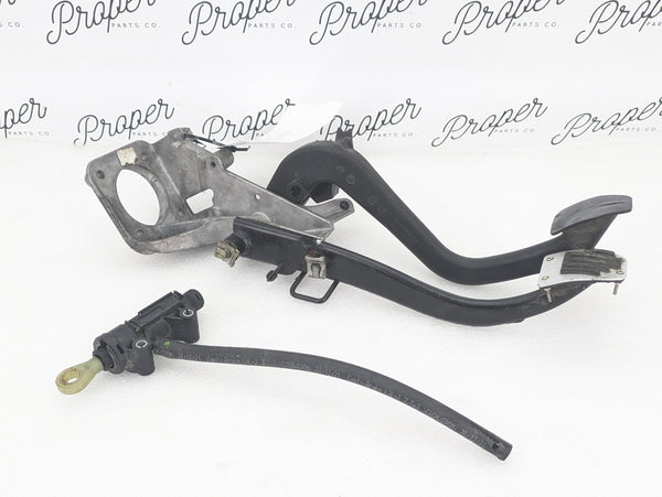 BMW E46 M3 330ci 328ci 325ci 323ci 320i Manual Transmission Clutch/Brake Pedal Assembly 1163870/2229128