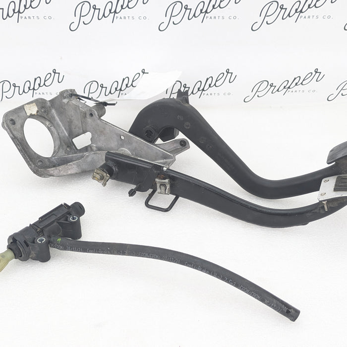 BMW E46 M3 330ci 328ci 325ci 323ci 320i Manual Transmission Clutch/Brake Pedal Assembly 1163870/2229128