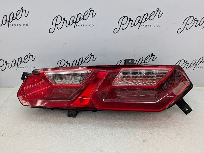 Chevrolet C7 Corvette Stingray Rear Right/Passenger Side Tail Light 23170470