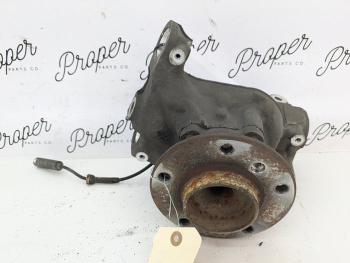 BMW E82 E88 E90 E91 E92 E93 135i 335i 328i RWD Front Left Hub Knuckle Spindle 6793923