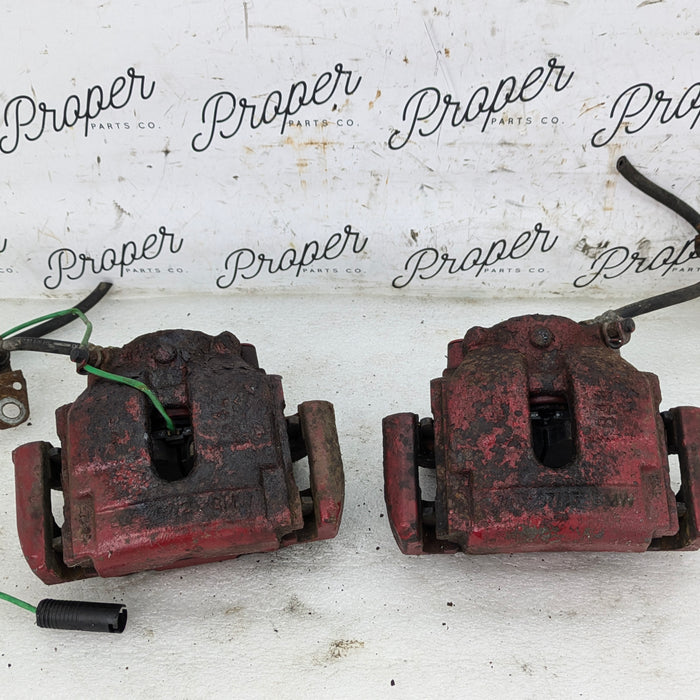 BMW E46 330ci Front Calipers Left Right Set Pair