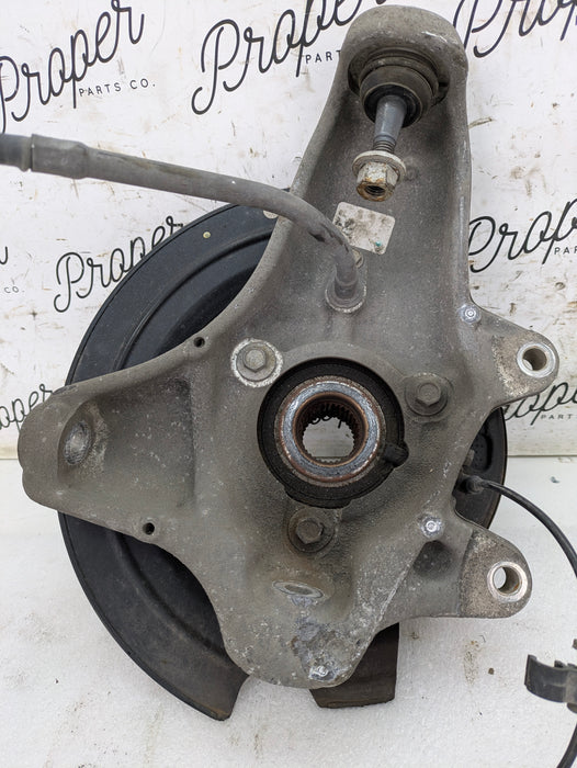 Chevrolet C7 Corvette Stingray Z51 Rear Left/Driver Side Spindle/Knuckle/Hub W/Parking Brake Line