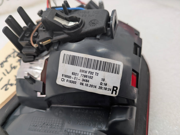 BMW F32 F36 F33 435xi 428i 440i 428i Pre-LCI Right/Passenger Side Inner Tail Light 7296102