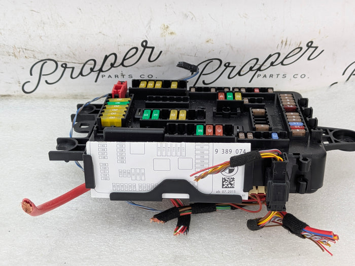 BMW F32 F30 F31 F33 F34 F36 430xi 440xi 435xi 428xi Rear Power Distribution Module/Fuse Box 9389070