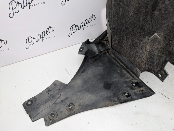 Chevrolet C7 Corvette Stingray Front Right/Passenger Side Wheelhouse Fender Liner 23327375 *DAMAGED*