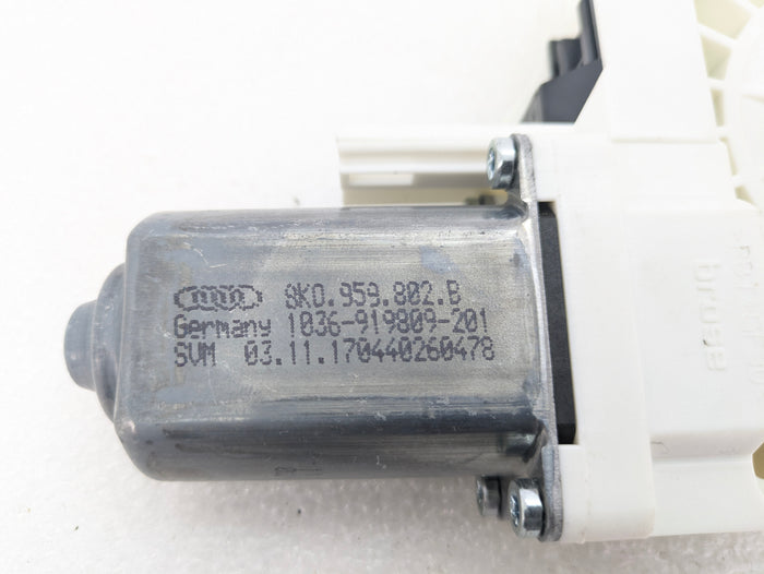 2015-2018 Audi 8U Q3 Right Front Window Regulator Motor 8K0959802B