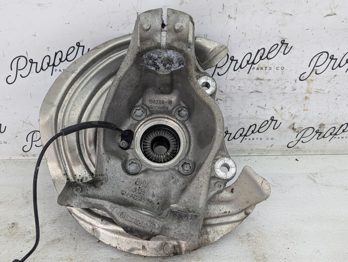BMW F22 F23 228xi M235xi M240xi 230xi AWD Right/Passenger Side Front Knuckle 6853820