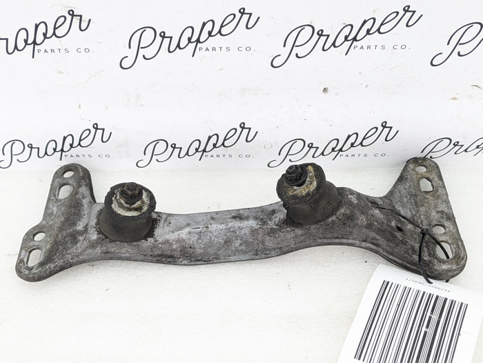 BMW Z3/M Roadster/M Coupe Manual Transmission Mount Bracket 1136498 *DAMAGED*