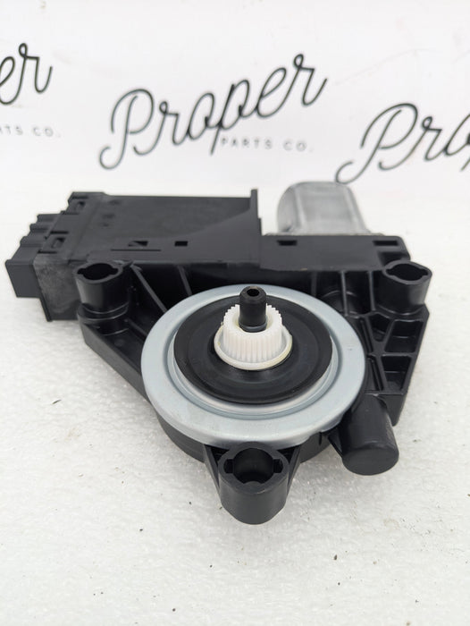 2021 Volvo V60 T6 R-Design Right/Passenger Side Rear Door Window Motor/Door Lock Switch Module 32283267