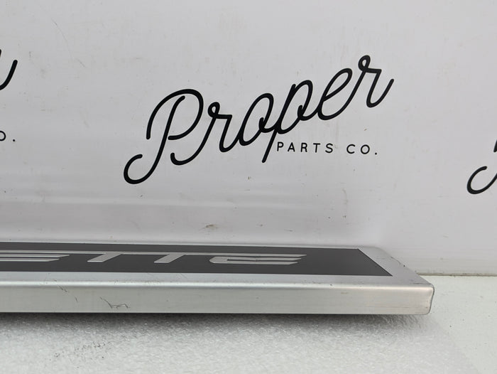 Chevrolet C7 Corvette Stingray Left/Right Side Door Sill Trim Scuff Plate 22789326 *DAMAGED*