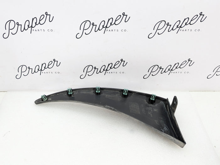 Chevrolet C7 Corvette Stingray Front Right/Passenger Side Splash Shield Wheel Arch Molding Trim 23109512