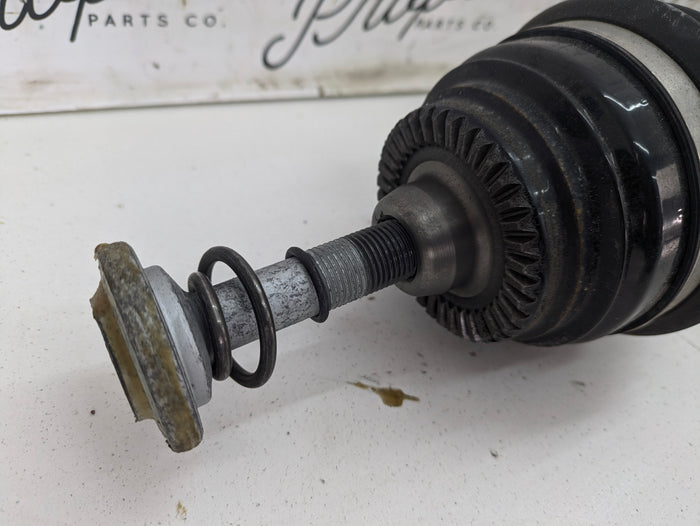 BMW G22 G23 G20 430ix 330ix 330ex M440ix M340ix AWD Front Right/Passenger Side Axle Shaft 8682366