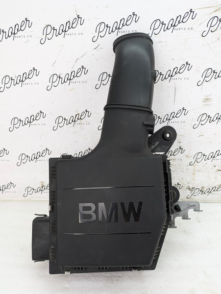 BMW E92 E90 E93 335xi 335i E82 E88 135i N55 Engine Intake Air Box Filter Housing 7599284