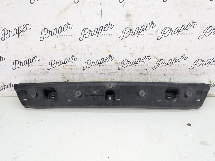BMW G22 G23 G82 G83 430ix M440ix M4 Rear Bumper Center Mounting Bracket Support 7490723