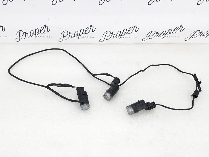 BMW E60 E61 M5 Front Bumper Harness & Parking Aid Ultrasonic Sensors White 6989071