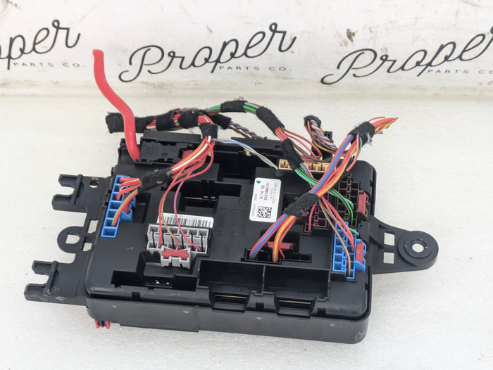 BMW F32 F30 F31 F33 F34 F36 3 & 4 Series Trunk Power Distribution Fuse Box 9337880