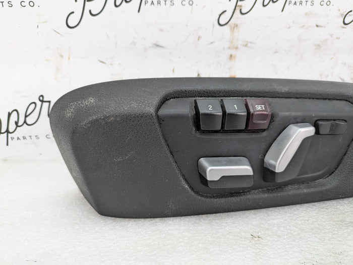 BMW F22 F23 228xi M235xi 230xi M240xi Left/Driver Side Front Seat Buttons Control Panel 9382451/7243555 *DAMAGED*
