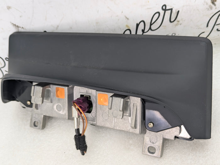 BMW F22 F23 228xi M235xi 230xi M240xi iDrive Navigation 8.8