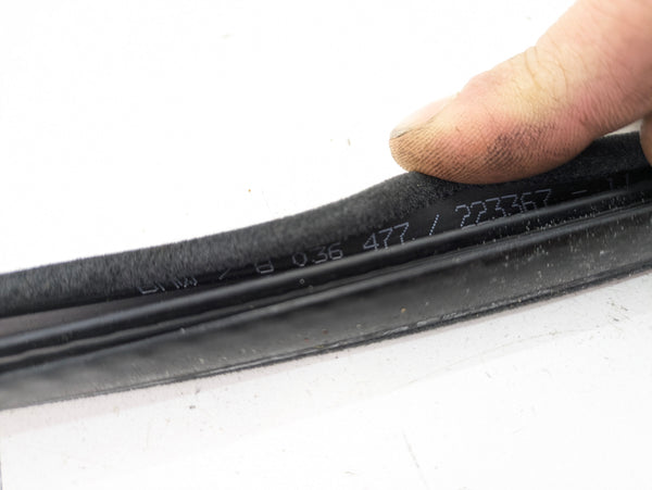 BMW F36 435xi Black/Anthracite Sunroof Rubber Seal Gasket 8036477