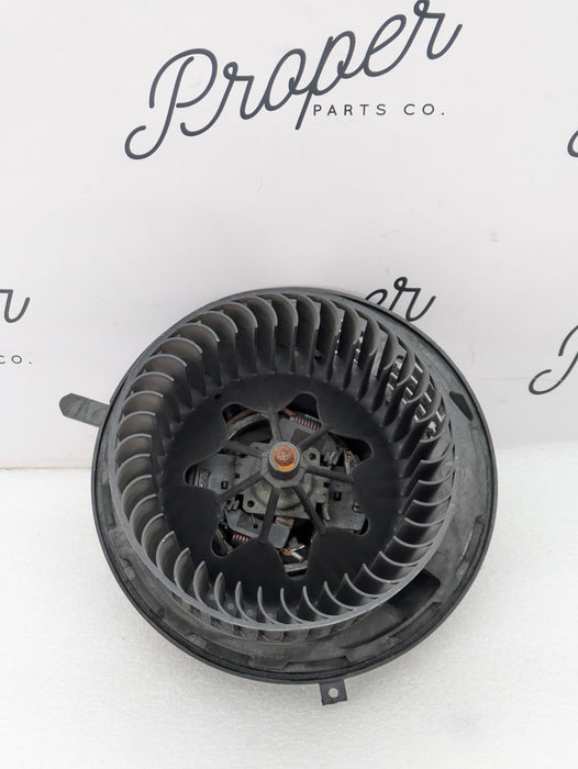 BMW E82 E88 135i 128i HVAC Blower Motor & Final Stage Resistor/FSR 6933663