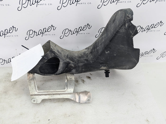 BMW E60 E61 M5 E63 E64 M6 Front Left/Driver Brake Air Duct & Bracket 51117906473/7898241
