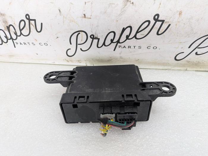 2018 Chevrolet 6th Gen Camaro 2SS Rear Parking Assist Control Module 84231141