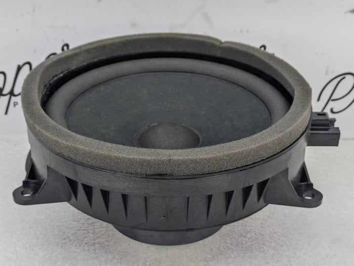 2021 Volvo V60 T6 R-Design Left/Right Front Door Speaker 31456822