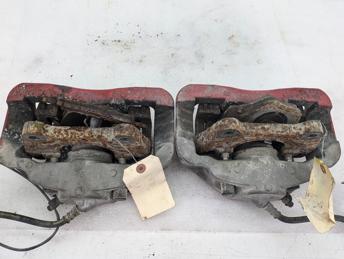 BMW E91 E92 E93 E90 335i/335xi Front Brake Calipers 34116773202/34116773201