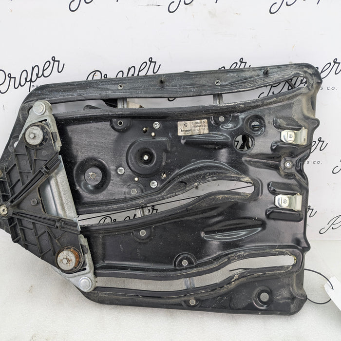 BMW E93 335is 335i 328i M3 Left/Driver Side Rear Window Regulator & Motor 7198047