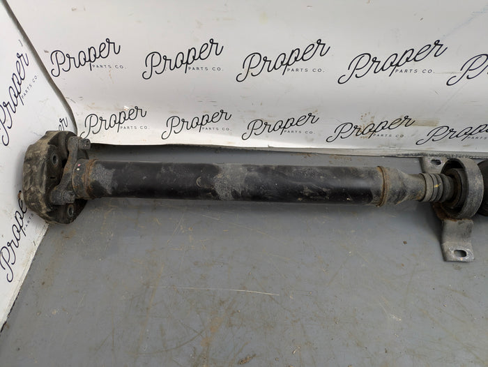 2018 Chevrolet 6th Gen Camaro 2SS Automatic Rear Driveshaft Assembly W/Front & Rear Guibos 84100514